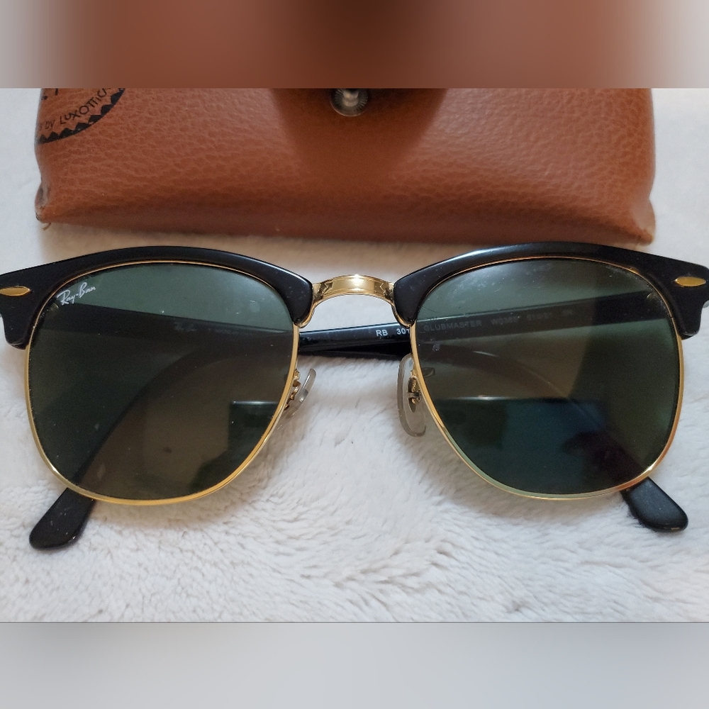 Ray-Ban Club Master Sunglasses - Picture 3 of 4